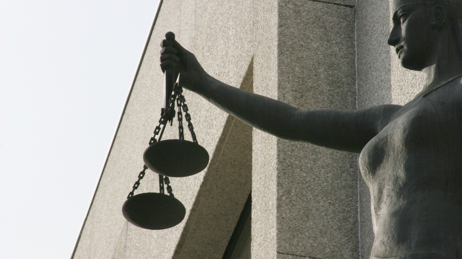 Prawo do sądu w toku egzekucji komorniczej – uwagi na gruncie najnowszego wyroku TK